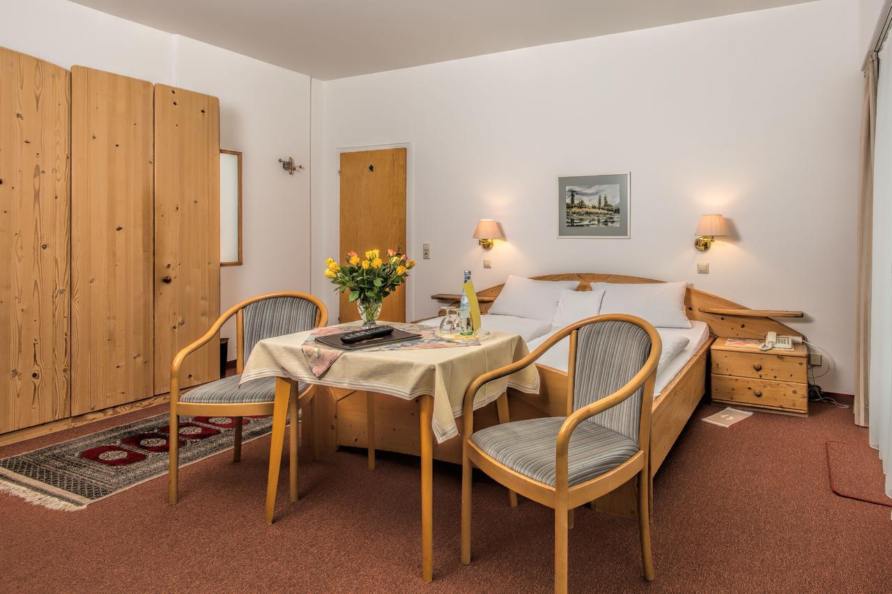 Hotel Pension Cafe Hasler Bodman-Ludwigshafen Eksteriør bilde